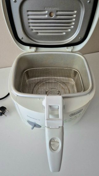 Freidora Eléctrica DeLonghi Easy Clean
