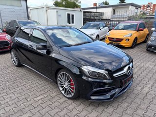 SEAT Leon CUPRA 300