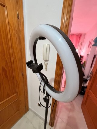 Aro de luz con trípode y soporte móvil