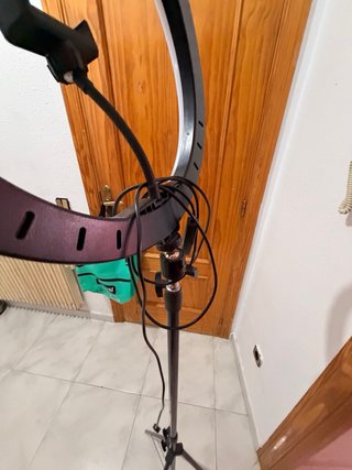 Aro de luz con trípode y soporte móvil