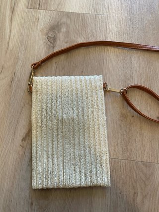 Bolso de esparto con pedrería