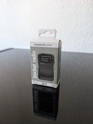 Radio Portátil Energy Sistem AM/FM poket radio