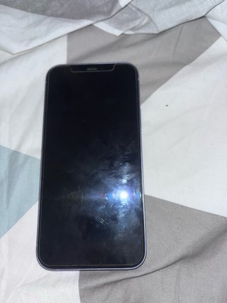 iPhone 12 Morado - Batería 75%