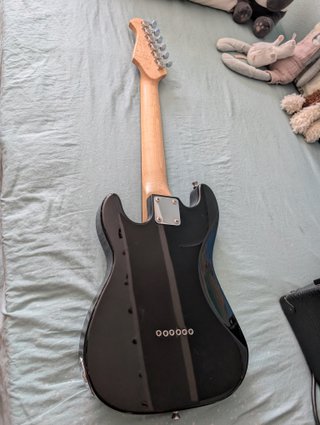 Set Guitarra Eléctrica Junior y Amplificador