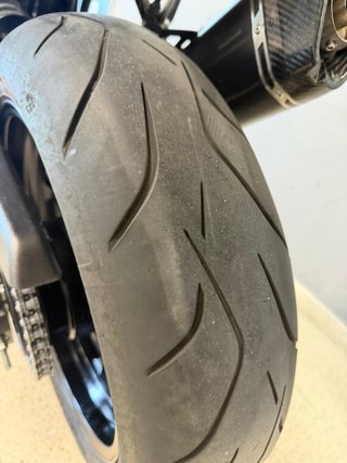 Yamaha R7 Negra