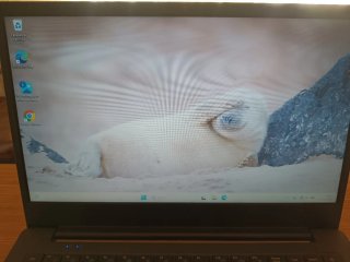 Dynabook Core i3 8GB RAM