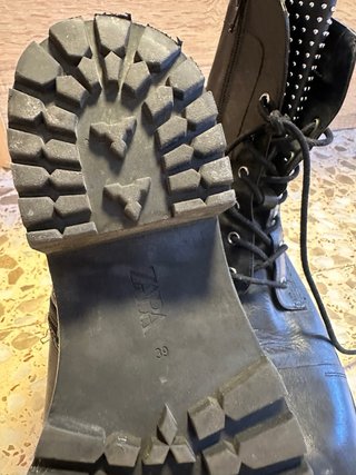 Botines de piel Zara