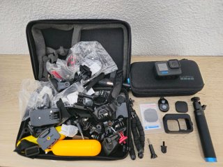 GoPro Hero 10 Black + Accessori