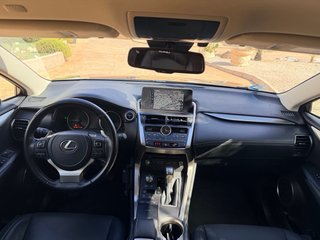 Lexus NX 2021