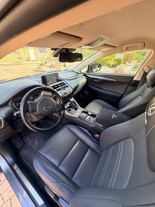 Lexus NX 2021