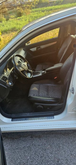 Mercedes-Benz Clase C 2010