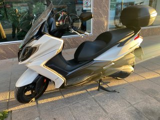 Kymco Super Dink 350 inyección 2019