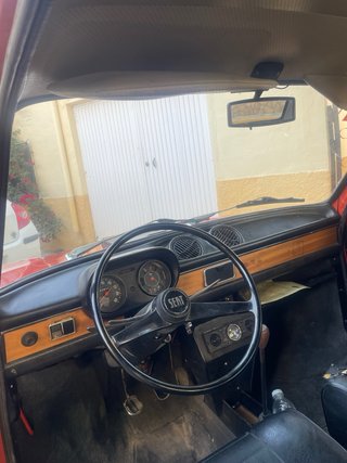 SEAT 127 1996