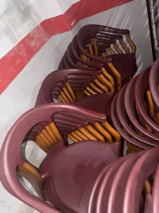 Sillas de salón para restaurantes (8€)