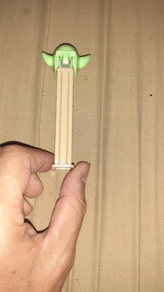 Dispensador PEZ caramelos Yoda Star Wars 2016