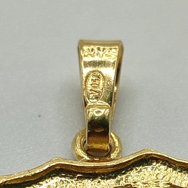 00799 Colgante Escudo FCB Oro 18k
