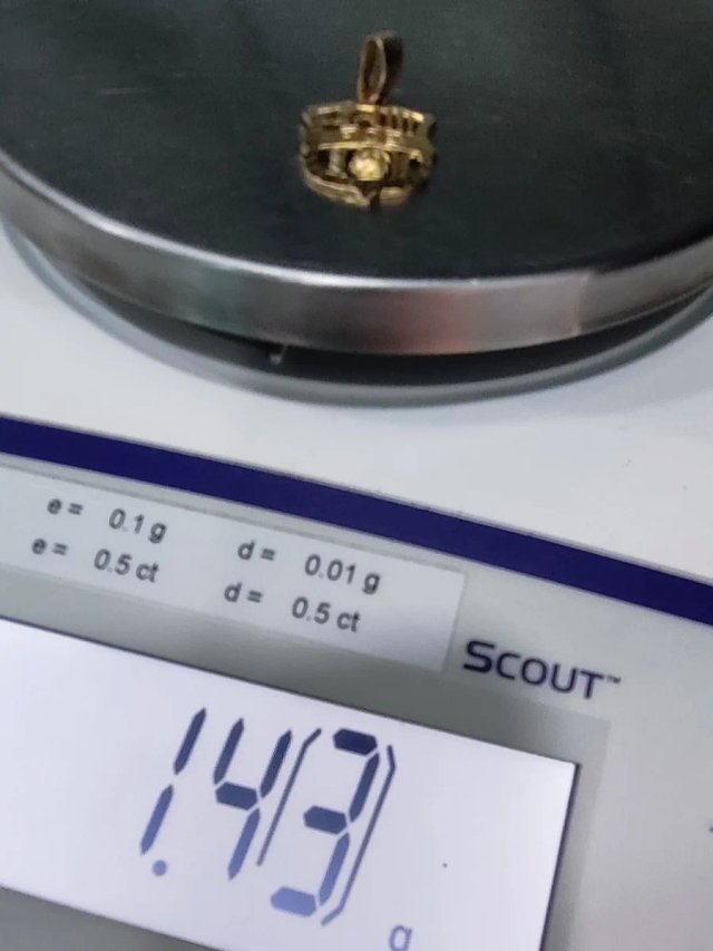 00799 Colgante Escudo FCB Oro 18k