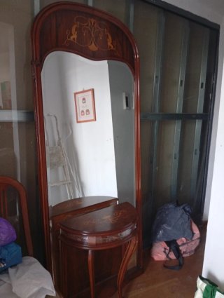 Entradita de madera con espejo