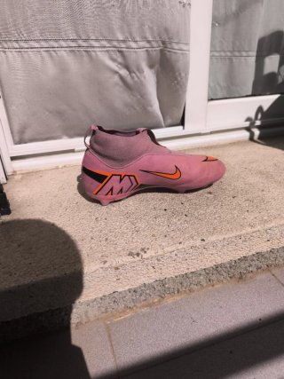 Botas de fútbol Nike Air Zoom rosas