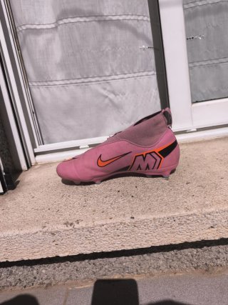 Botas de fútbol Nike Air Zoom rosas