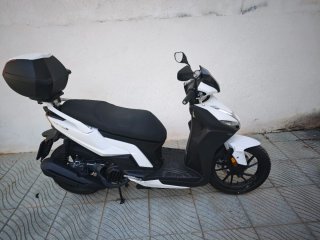 Kymco Agility S Scooter Negra