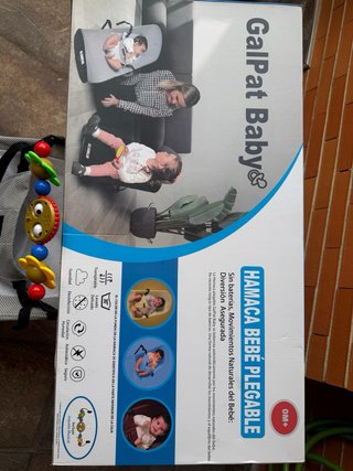 Hamaca GalPat bebé con arco de juegos