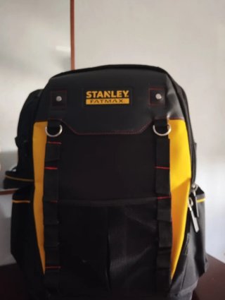 Mochila Stanley Fatmax Negra y Amarilla