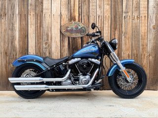 Harley Davidson Softail Slim Azul