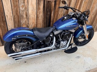 Harley Davidson Softail Slim Azul
