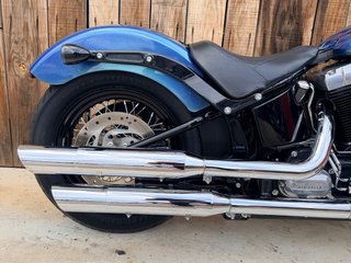 Harley Davidson Softail Slim Azul