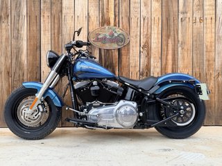 Harley Davidson Softail Slim Azul