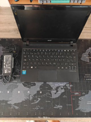 Portátil Acer B-113E para piezas