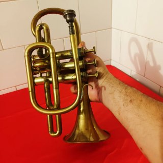 Trompeta Bessons & Co