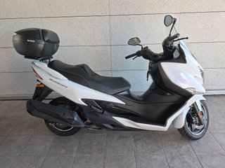 Suzuki Burgman 400 ABS Blanca