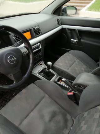 vectra gts 2004