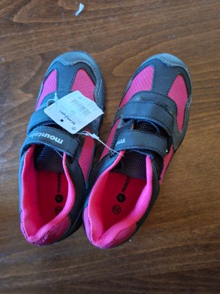 Zapatillas montaña niño/niña Talla 33