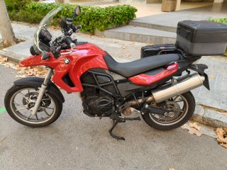 BMW F650GS 800cc Roja y Negra