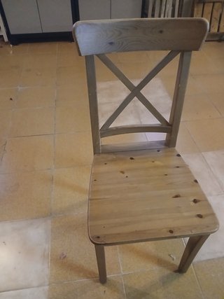 Silla de madera Ikea