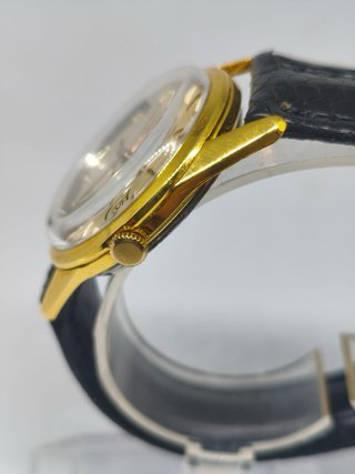 Reloj Universal Geneve Automático
