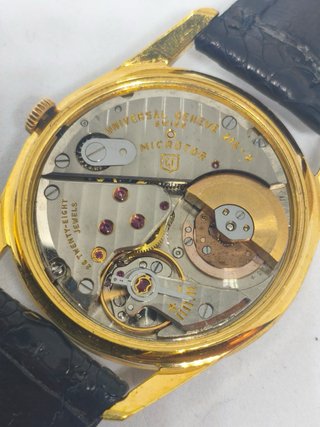 Reloj Universal Geneve Automático