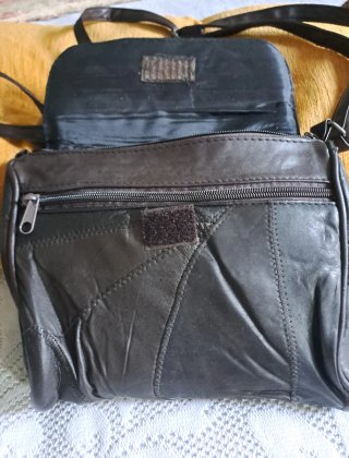 Bolso bandolera de cuero marrón