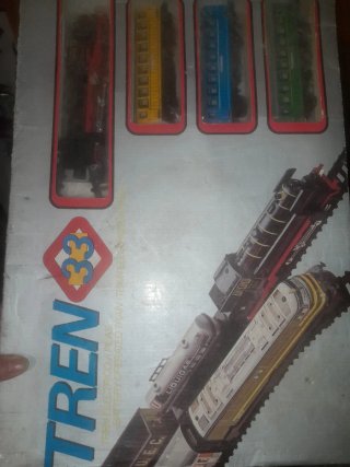 Tren eléctrico a pilas años 70