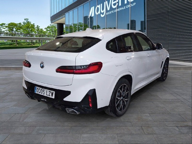BMW X4 2022, foto 4