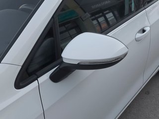 Volkswagen Golf Life 2.0 TDI 85 kW (115 CV) DSG