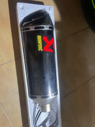 Tubo Akrapovic Carbono Kawasaki ZX6R