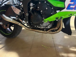 Tubo Akrapovic Carbono Kawasaki ZX6R