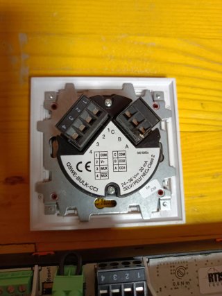 Controlador Iluminación Inteligente Lutron QSNE-4A