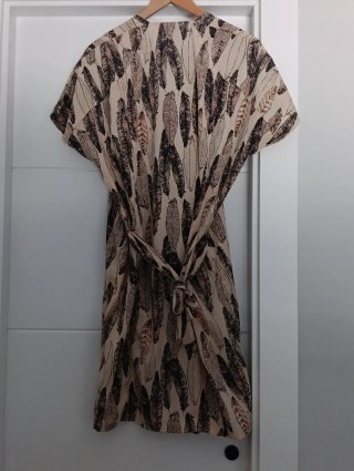 Vestido Ichi estampado plumas Talla S