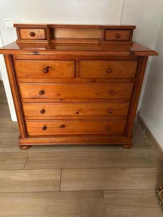 Mueble taquillon de madera con joyero