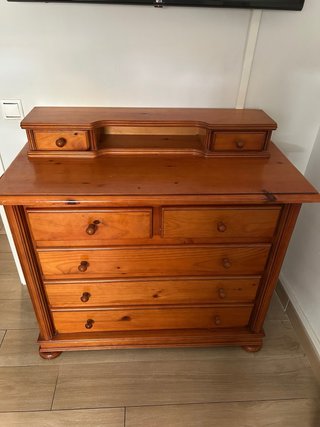 Mueble taquillon de madera con joyero